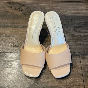 🛍️ Jessica Simpson Women's slip on platform sandals size 6.5